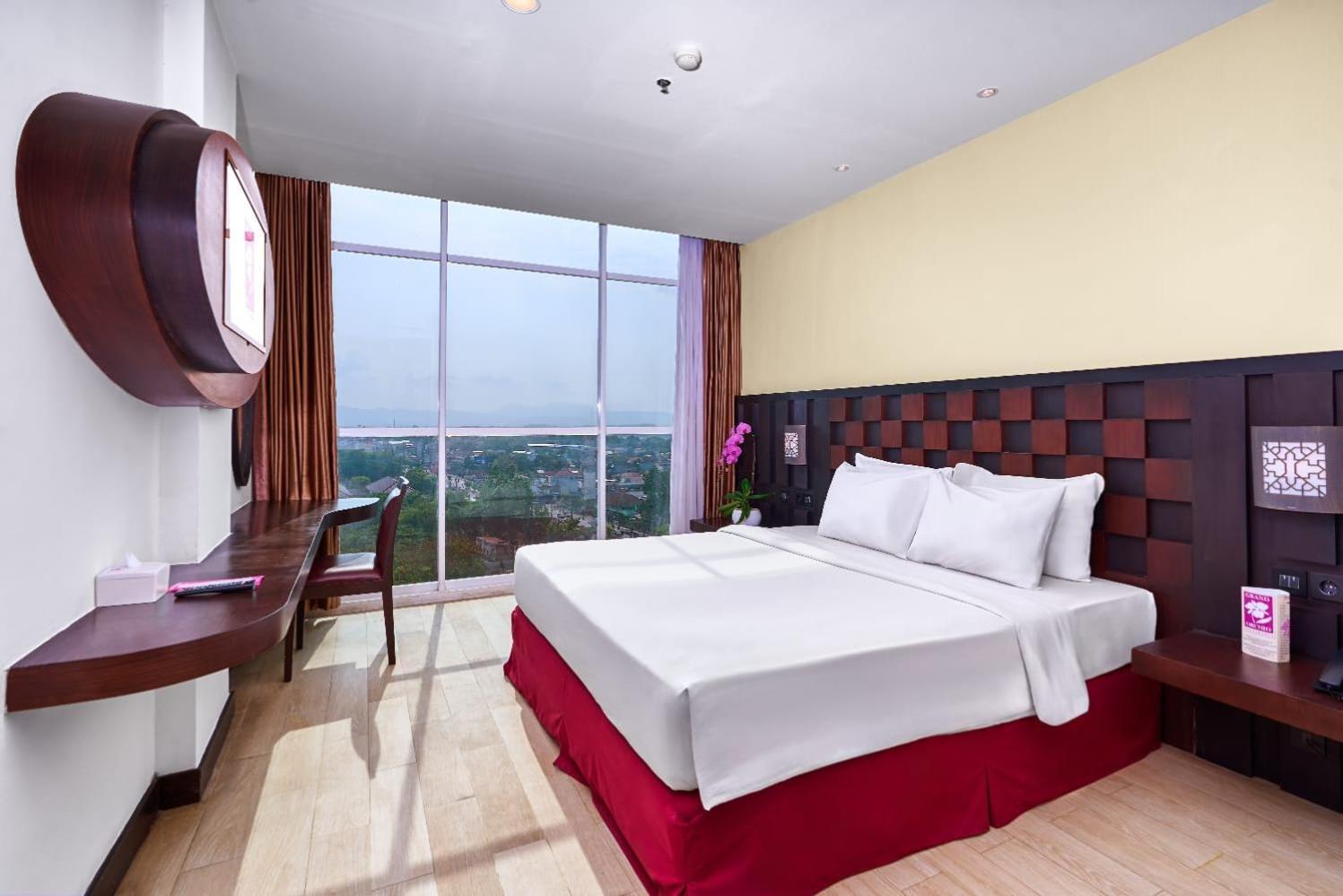 แกรนด์ ออร์คิด โฮเต็ล ย้อกยาการ์ต้า Hotel Maguwo ภายนอก รูปภาพ