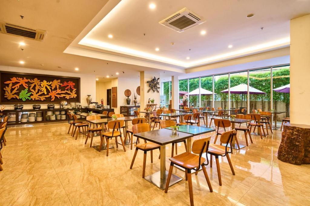 แกรนด์ ออร์คิด โฮเต็ล ย้อกยาการ์ต้า Hotel Maguwo ภายนอก รูปภาพ