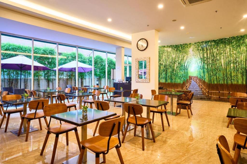 แกรนด์ ออร์คิด โฮเต็ล ย้อกยาการ์ต้า Hotel Maguwo ภายนอก รูปภาพ