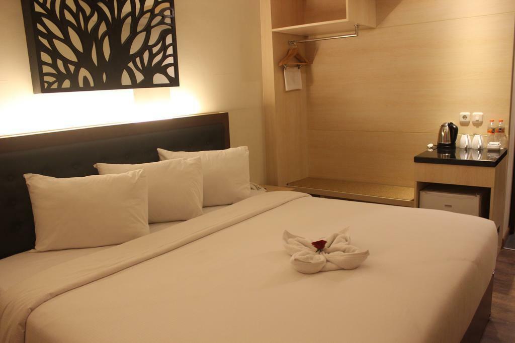 แกรนด์ ออร์คิด โฮเต็ล ย้อกยาการ์ต้า Hotel Maguwo ภายนอก รูปภาพ