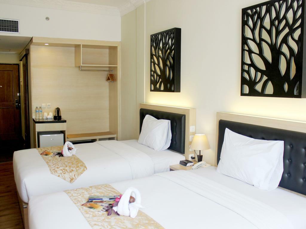 แกรนด์ ออร์คิด โฮเต็ล ย้อกยาการ์ต้า Hotel Maguwo ภายนอก รูปภาพ